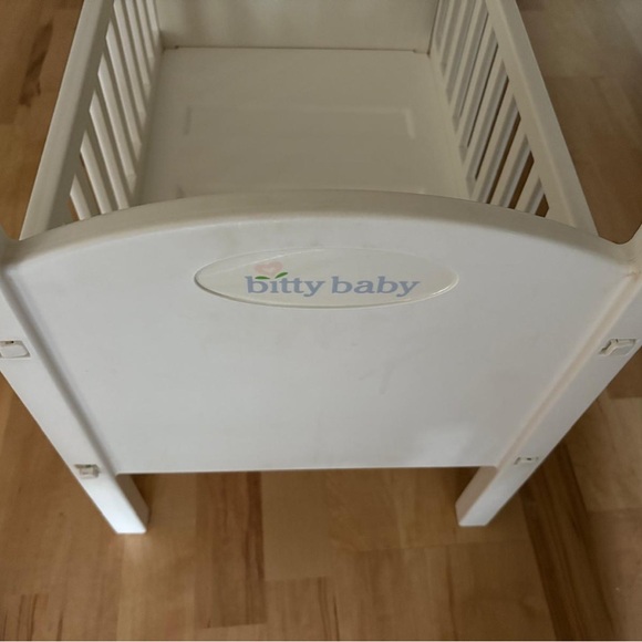 American Girl Bitty Baby Heart Crib - Picture 6 of 8